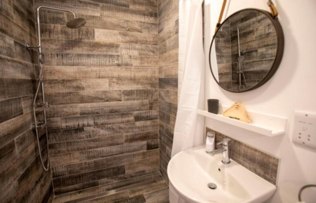 Josies Place At Waters Edge Self Catering Apartment Glenarm Dış mekan fotoğraf