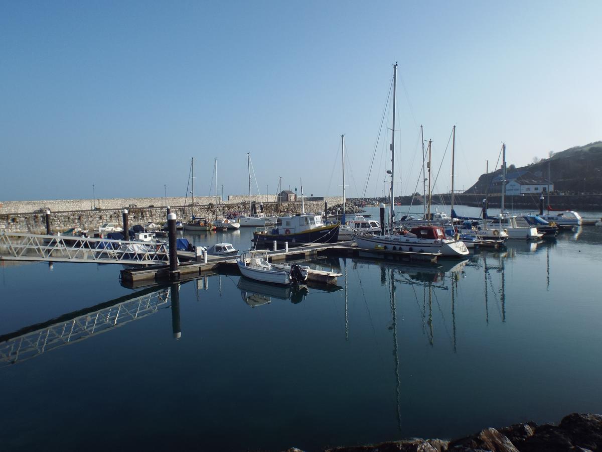 Josies Place At Waters Edge Self Catering Apartment Glenarm Dış mekan fotoğraf